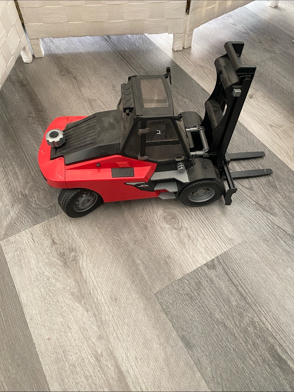 Red and Black Kids Forklift Toy - Realistic Role Play Vehicle